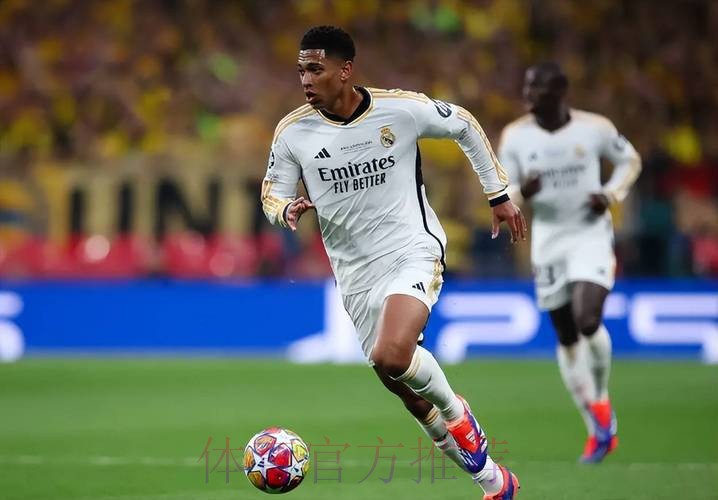 塞尔:皇马希望年初敲定贝林厄姆 愿意支付1亿欧元 塞尔:皇马希望年初敲定贝林厄姆 愿意支付1亿欧元